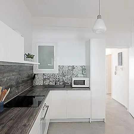 Apartamento Spacious Two Bedroom In Central Location